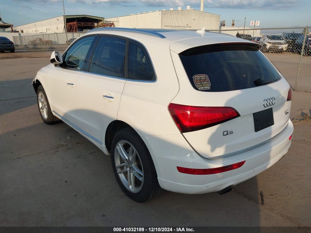 WA1C2AFP4HA077391 Audi Q5 2.0t Premium