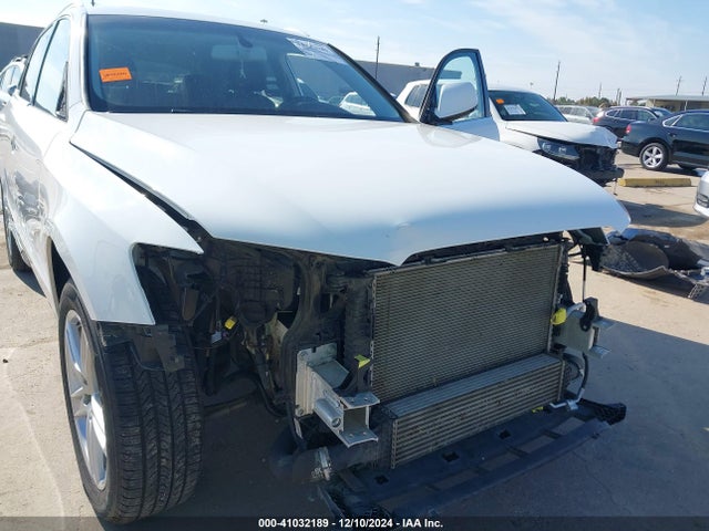 WA1C2AFP4HA077391 Audi Q5 2.0t Premium