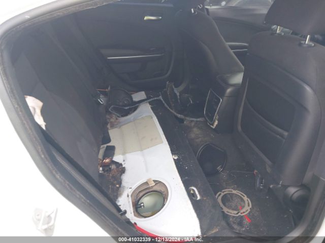 2C3CDXBG8FH744880 Dodge Charger Se