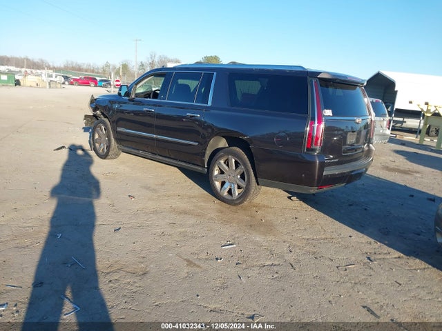 2017 CADILLAC ESCALADE ESV 1GYS4JKJ6HR363266 Photo 2