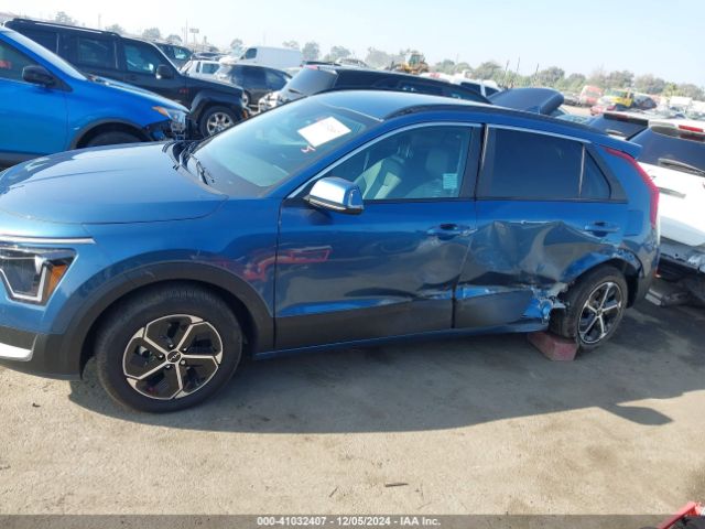 KNDCR3LE0R5197053 KIA NIRO EX