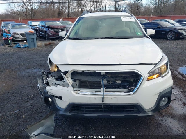 Subaru Outback 2.5i Premium 2018 4S4BSACC3J3329642 Image 18