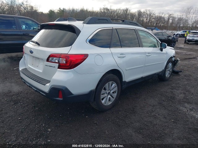 Subaru Outback 2.5i Premium 2018 4S4BSACC3J3329642 Image 4