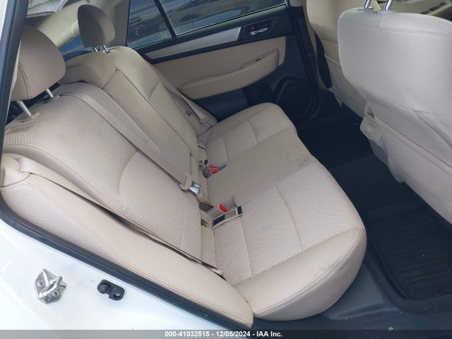 Subaru Outback 2.5i Premium 2018 4S4BSACC3J3329642 Image 8