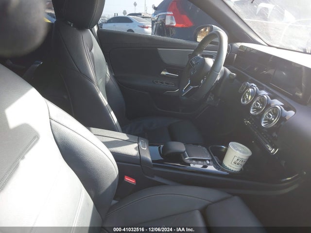 W1K3G4EBXMJ313170 Mercedes-Benz A 220