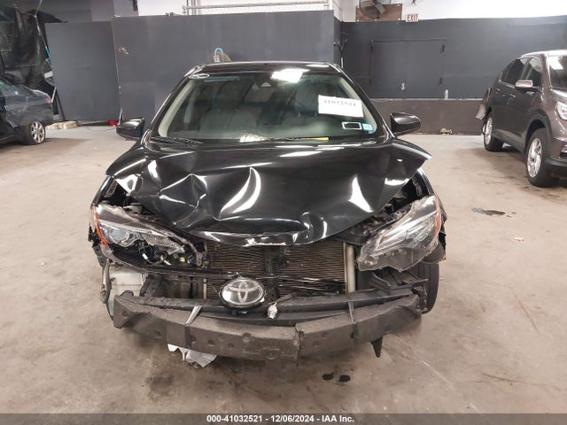 2T1BURHE1JC107521 Toyota COROLLA LE