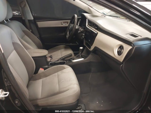 2T1BURHE1JC107521 Toyota COROLLA LE