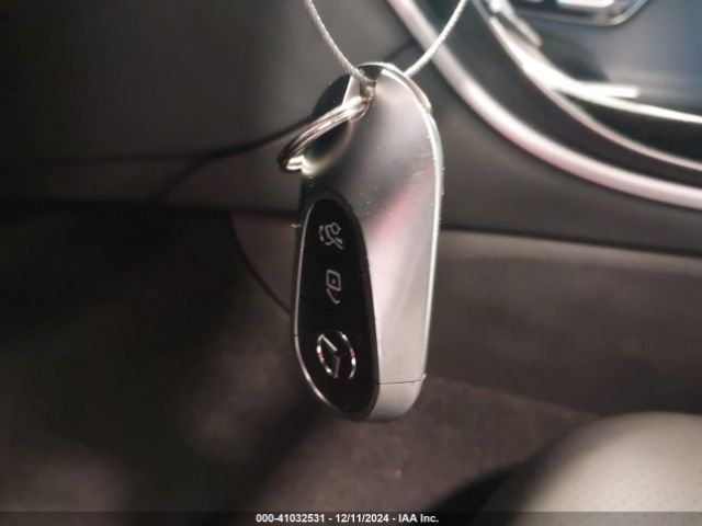 W1KAF4HB8RR220517 Mercedes-Benz C 300
