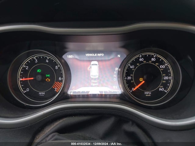 1C4PJMBB0FW615848 Jeep Cherokee Trailhawk