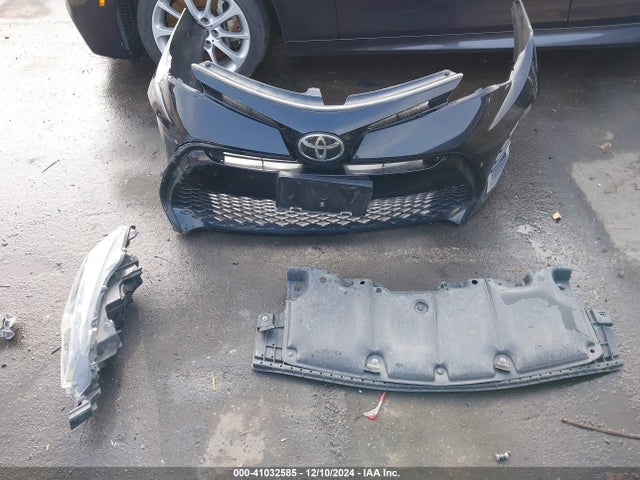 Toyota COROLLA SE 2018 5YFBURHE2JP774730 Image 12