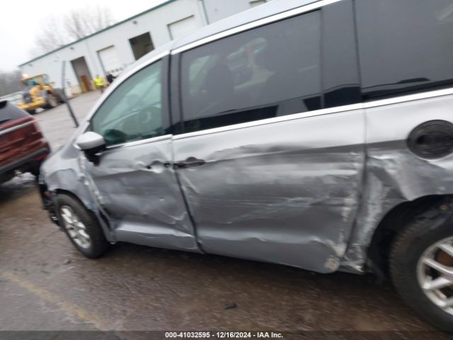 2C4RC1DG2KR638562 Chrysler Pacifica Touring
