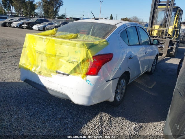 Nissan Versa 1.6 Sv 2017 3N1CN7AP4HL850928 Image 4