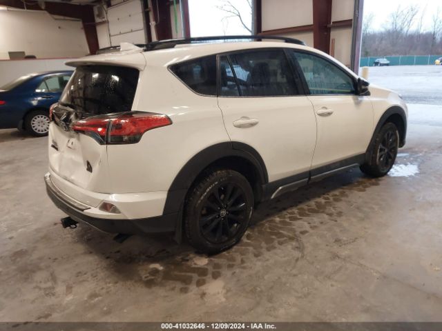 2T3RFREVXJW819514 Toyota Rav4 Adventure/xle