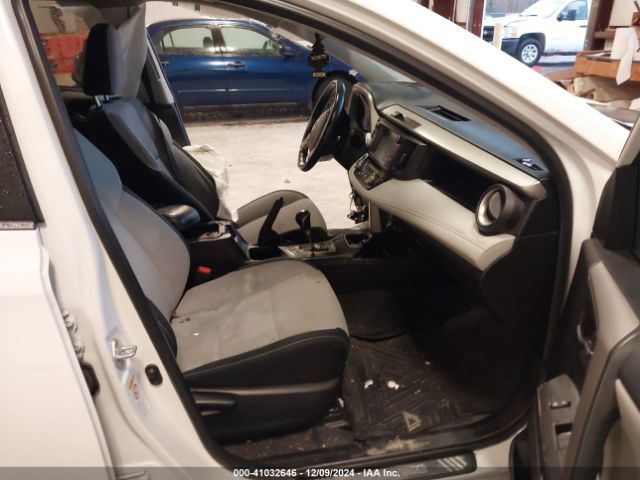 2T3RFREVXJW819514 Toyota Rav4 Adventure/xle