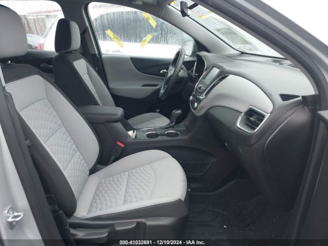 2GNAXHEV6J6114040 Chevrolet EQUINOX LS