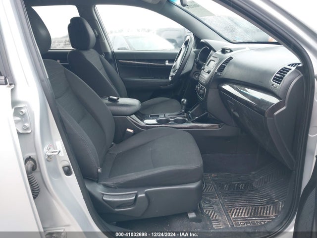 KIA SORENTO LX 2014 5XYKT3A64EG448330 Image 5