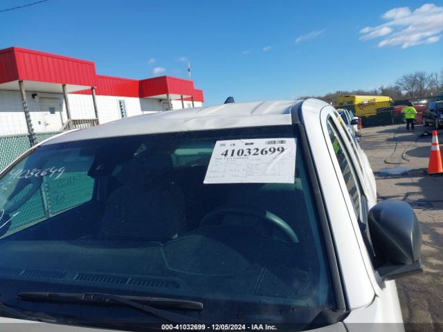 3TYRX5GN4NT037031 Toyota Tacoma Sr