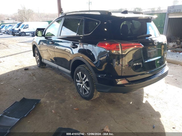 Toyota RAV4 LE 2017 2T3BFREV5HW608281 Image 3