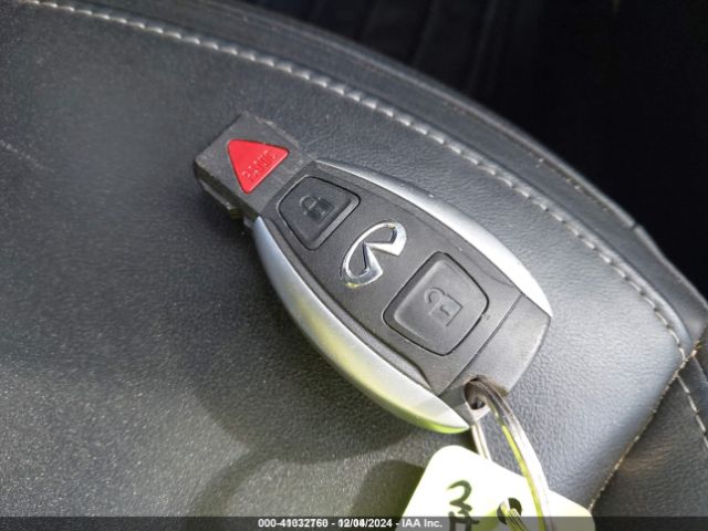 2017 INFINITI QX30 SJKCH5CRXHA021230 Photo 10