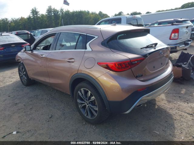 2017 INFINITI QX30 SJKCH5CRXHA021230 Photo 2