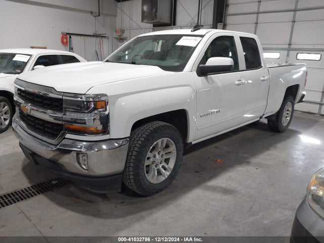 Chevrolet Silverado 1500 Ld Lt 2019 2GCRCPECXK1107025 Image 2