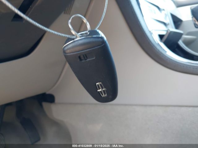 2LMDJ8JK3EBL01414 Lincoln MKX
