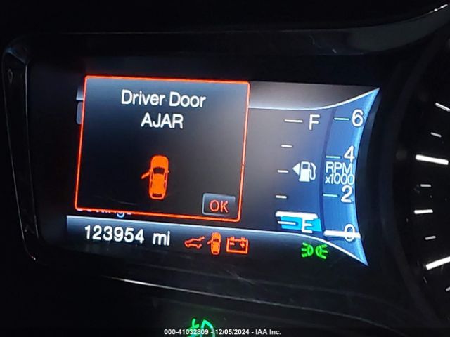 2LMDJ8JK3EBL01414 Lincoln MKX