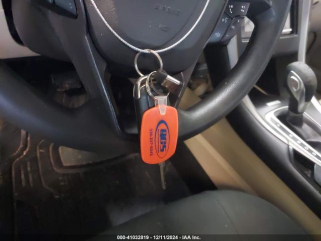 3FA6P0H79FR142112 Ford FUSION SE