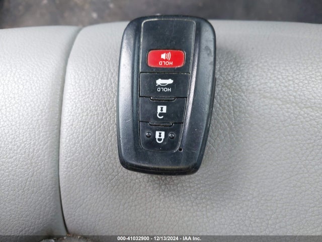 4T1B11HKXKU804380 Toyota CAMRY SE