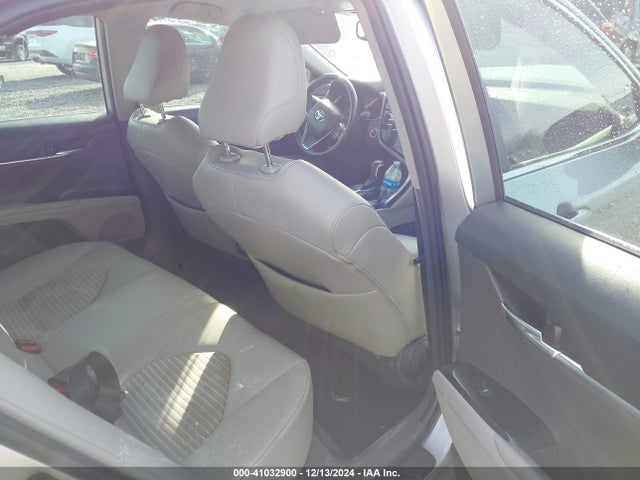 4T1B11HKXKU804380 Toyota CAMRY SE