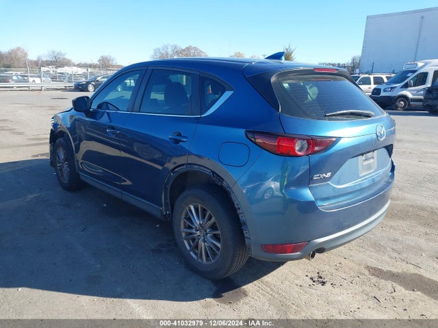 Mazda CX-5 SPORT 2018 JM3KFABM6J0329727 Image 3