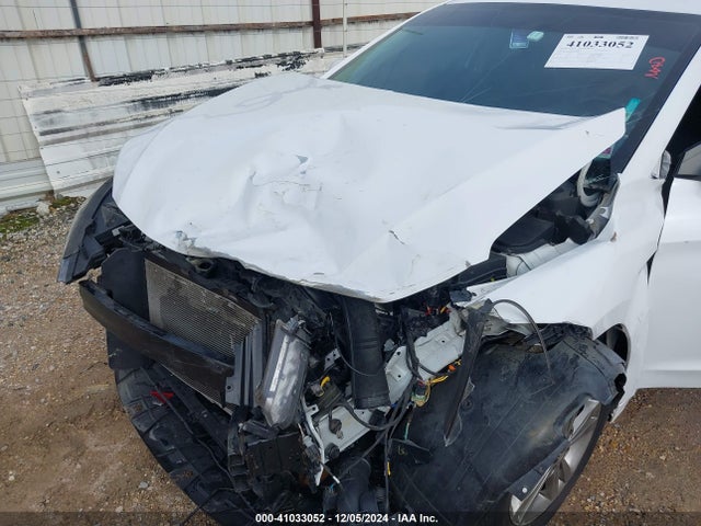 Hyundai Elantra Value Edition 2018 5NPD84LF0JH261554 Image 10