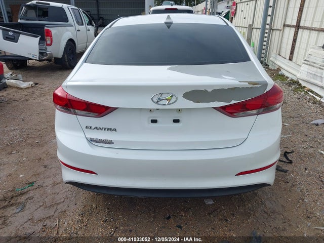 Hyundai Elantra Value Edition 2018 5NPD84LF0JH261554 Image 17