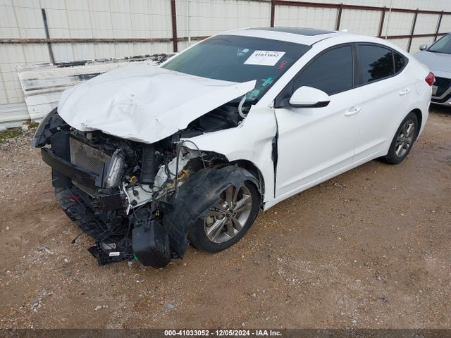 Hyundai Elantra Value Edition 2018 5NPD84LF0JH261554 Image 2