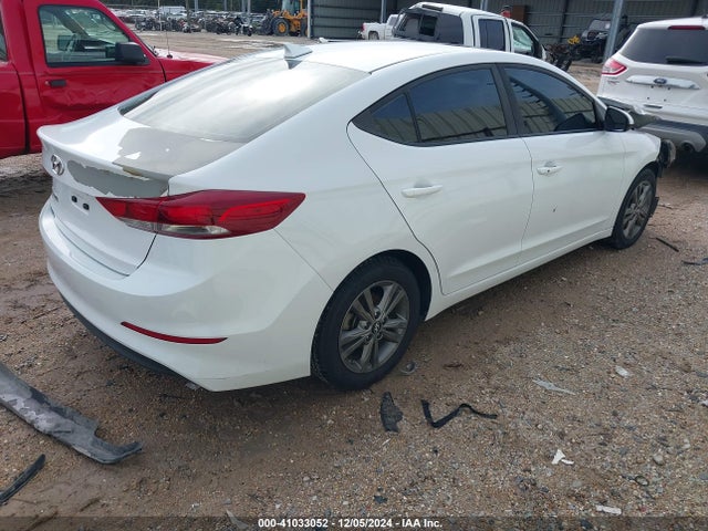 Hyundai Elantra Value Edition 2018 5NPD84LF0JH261554 Image 4