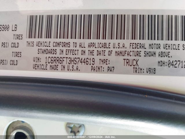 1C6RR6FT3HS744619 RAM 1500 Express  4x2 6'4 Box