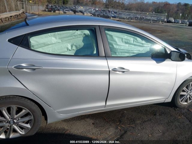5NPDH4AE4GH660616 Hyundai ELANTRA SE