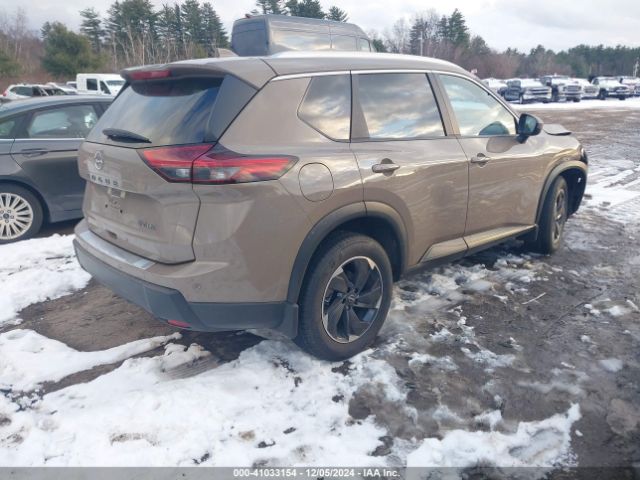 JN8BT3BB3RW172442 Nissan Rogue Sv Intelligent Awd