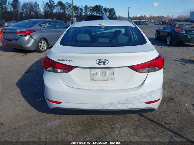 Hyundai ELANTRA SE 2014 5NPDH4AE4EH512477 Image 16