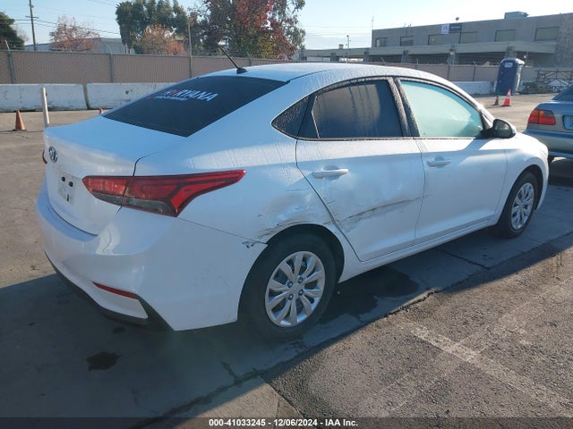 Hyundai ACCENT SE 2019 3KPC24A37KE071892 Image 4