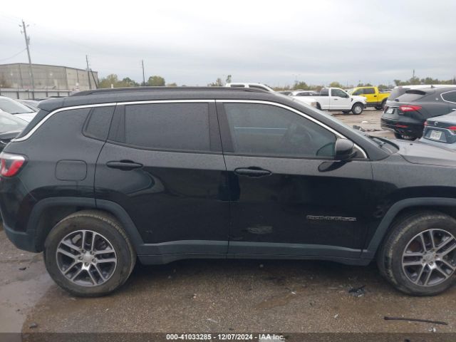 3C4NJCBB0JT503339 Jeep Compass Sun And Wheel Fwd
