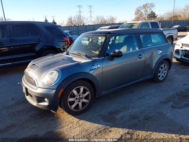 2010 MINI COOPER S CLUBMAN WMWMM3C53ATZ33256 Photo 1