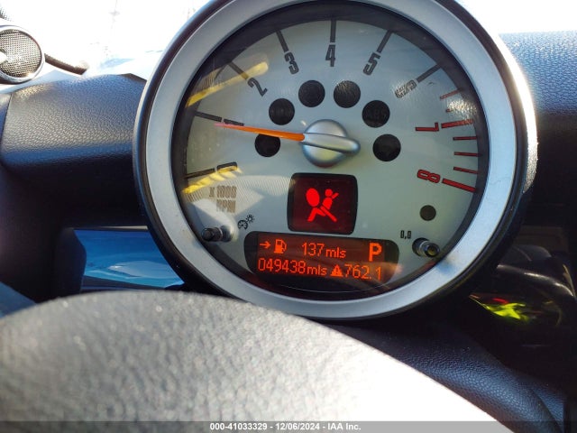 2010 MINI COOPER S CLUBMAN WMWMM3C53ATZ33256 Photo 6