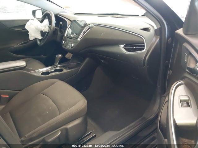 1G1ZD5ST3LF056895 Chevrolet Malibu Fwd Lt