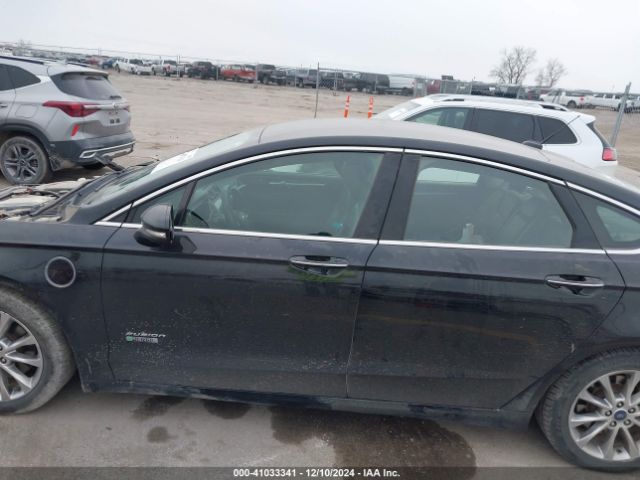 3FA6P0SU9HR209583 Ford Fusion Energi Titanium