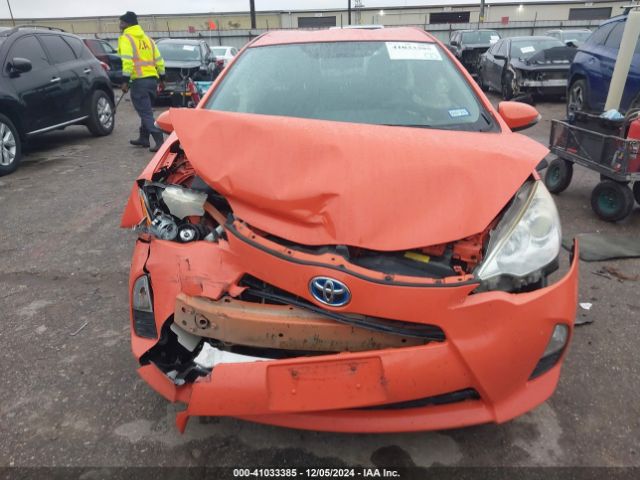 JTDKDTB36E1065989 Toyota Prius C Two