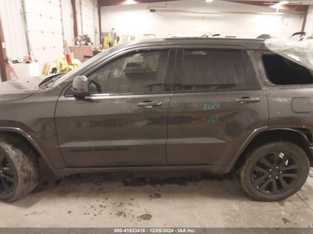 1C4RJFAG6JC499261 Jeep Grand Cherokee Altitude 4x4