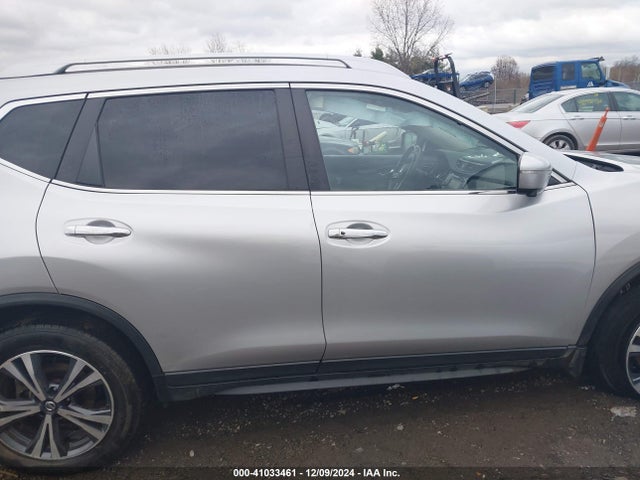 Nissan ROGUE SV 2019 JN8AT2MV0KW399963 Image 13