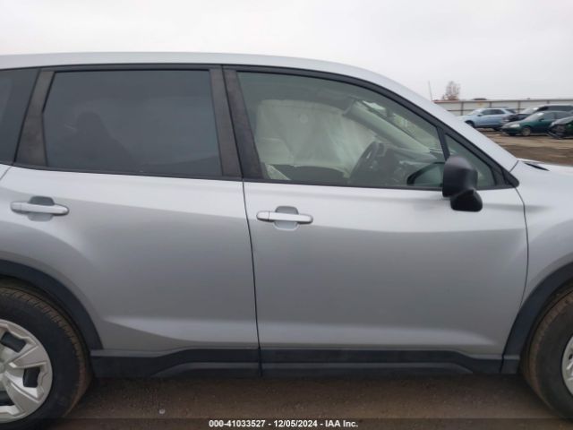 JF2SKAAC1KH485840 Subaru Forester