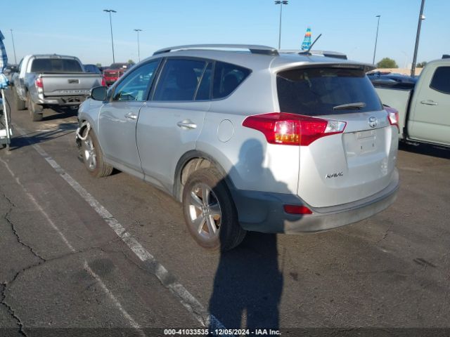 2T3WFREV2FW205406 Toyota Rav4 Xle